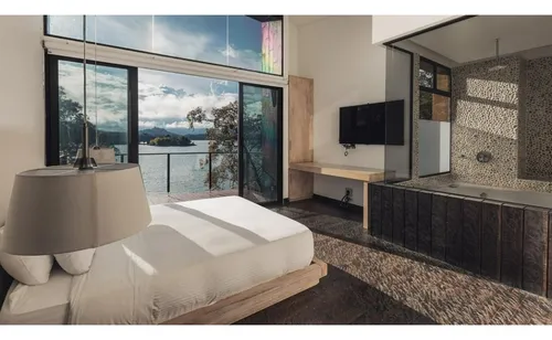 Casa En Venta En Guatapé