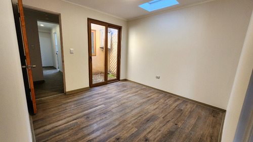 Casa Excelente Estado 2d+2b Cerca Metro Fdo .castillo 41126