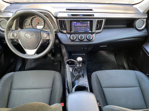 Imagen 14 de 25 de Toyota Rav4
