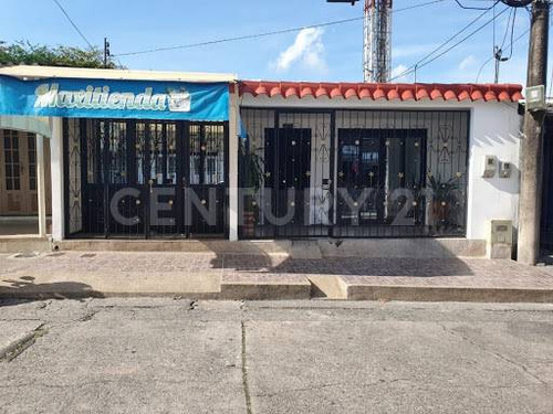 Casa Comercial En Venta