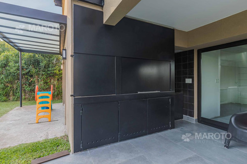Imagen 15 de 30 de Casa En Venta En Barrio Fincas De Maschwitz - Cinco Dormitorios - Maroto Propiedades