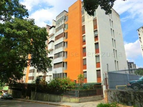 Cm Apartamento En El Marques 23-6958