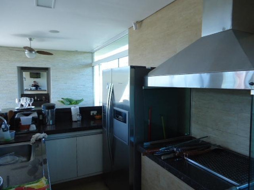 Imagem 10 de 15 de Casa De Alto Padrão Em Codomínio / Ca-049