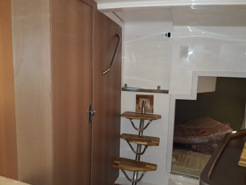 Lancha Royal Mariner 300 1/8