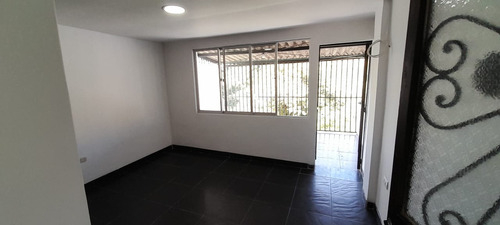 Casa En Venta En Capri-manizales (53157).