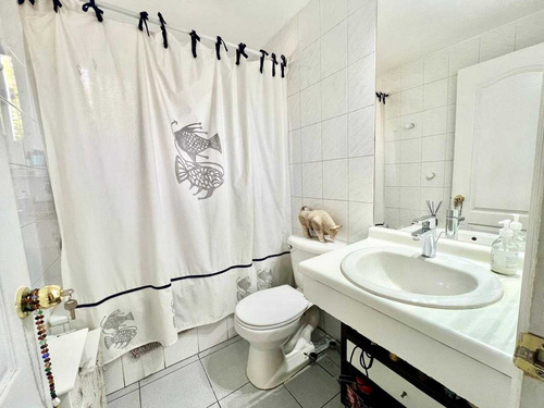 Casa En Condominio De 310 M2 Con Piscina (106395)