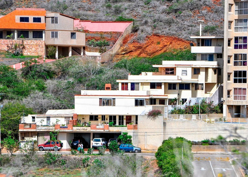 Imagen 12 de 12 de Locales En Margarita