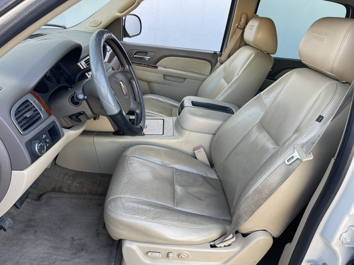 Chevrolet Suburban G Piel Aa Dvd Qc 4x4 At