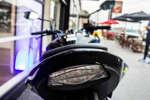 Suzuki Gsx-s 750 - No Yamaha, No Kawasaki! Mc