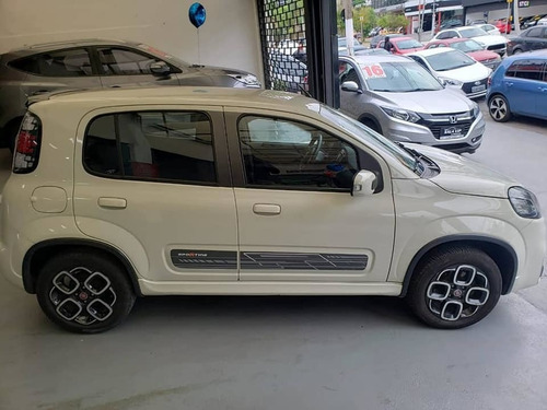 Uno Sporting Evo 1.4 Flex Ano 2016