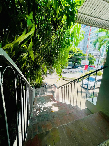 Local De Oficinas En Bella Vista Próximo A La Avenida Winston Churchill.