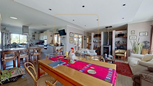 Fabulosa Casa En Condominio Aguas Claras