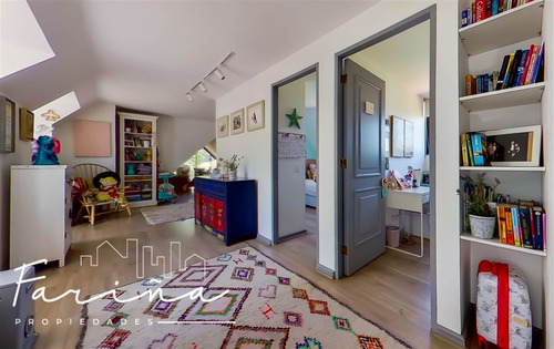 Linda Casa En Condominio, 4d + 3b, Lo Barnechea