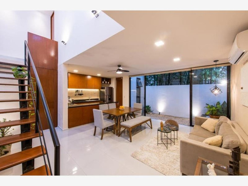 Imagen 3 de 5 de Casa Sola En Renta Montes De Ame