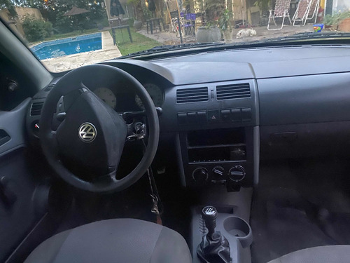 Imagen 7 de 18 de Volkswagen Gol 2006 1.6 I Power 601 3 P