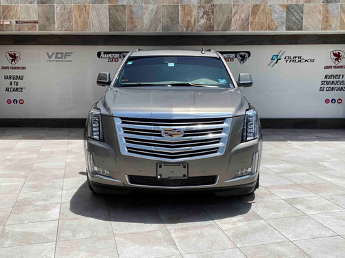 Imagen 8 de 14 de Cadillac Escalade Esv 2019 6.2 Platinum At