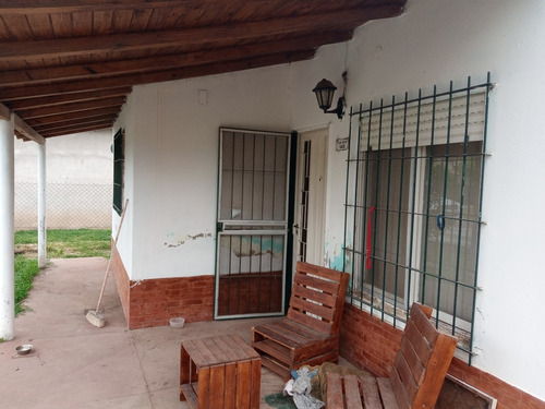 Imagen 3 de 10 de Casa En Venta En Alsina