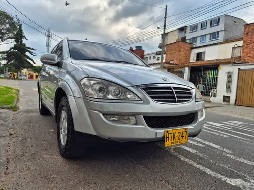Ssangyong Kyron 2.3 Gasolina 7 Pasajeros