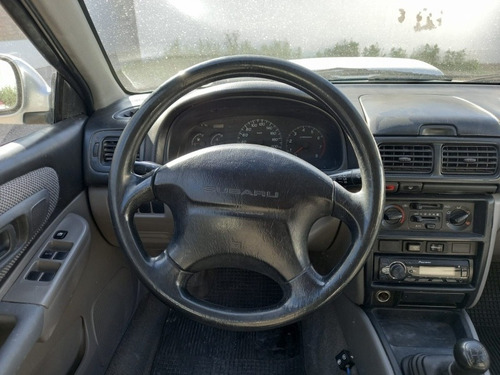 Imagen 5 de 8 de Subaru Impreza 1998 2.0 Gl Awd