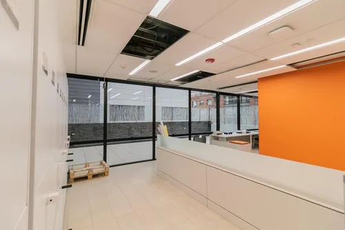 Edificio En Arriendo/venta En Chico Norte Iii. Cod A1001067