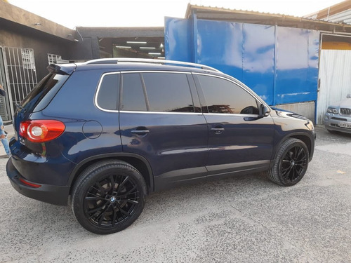 Imagem 2 de 12 de Tiguan Fsi Volkswagem 2011