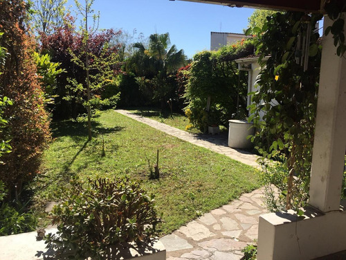 Imagen 10 de 12 de Venta - Casa Tipo Chalet - San Miguel