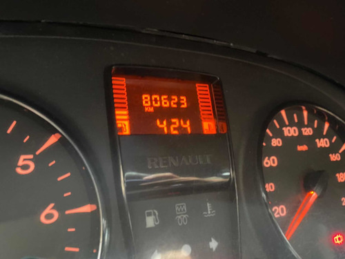 Imagen 13 de 16 de Renault Kangoo 2016 1.6 Furgon Ph3 Confort 5as Lc
