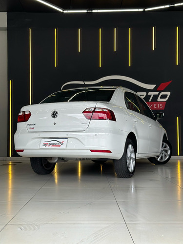 Volkswagen Voyage 1.6 16V MSI TOTALFLEX 4P AUTOMÁTICO