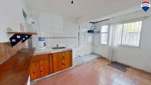 Venta Casa 4 Ambientes Con Parque Ezpeleta