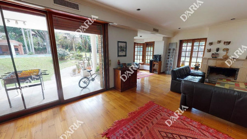 Libertador Al Rio, Chalet Sobre 2100mts. De Lote.