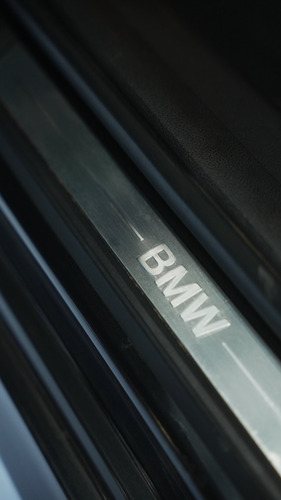 BMW Serie 3 3.0 330i Sedan Sport Line 252cv