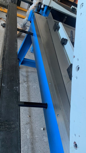 Imagen 4 de 9 de Cizalla Guillotina De Machete 1.6x1250 Mm