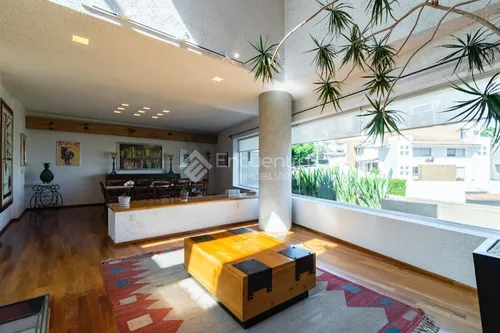 Casa En Venta En Cerrada En Interlomas