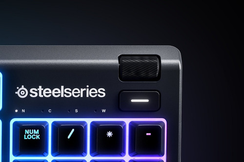 Imagen 5 de 5 de Teclado gamer SteelSeries Apex 3 QWERTY SteelSeries Whisper-Quiet Switch español color negro con luz RGB