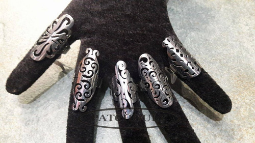 Imagen 4 de 4 de Anillos Largos De Acero Quirurgico Mujer