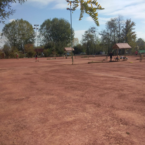 Se Vende Club De Tenis, Chillan