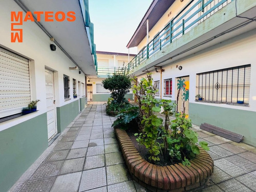 Venta Departamento  Santa Teresita Sobre Calle  Costanera N 2087