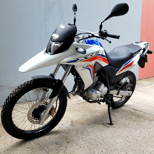 Imagen 2 de 11 de Honda Xre 300 Rally