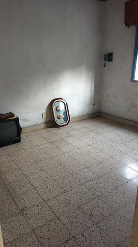 Casa Americana En Jose C. Paz.