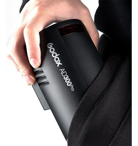 Godox Ad300pro 300ws 2.4g Ttl Hss Flash Portátil Speedlight