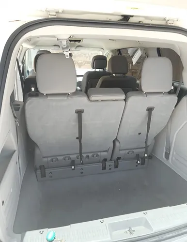 Volkswagen Routan 3.7 Prestige Tiptronic At