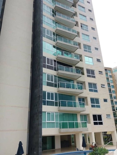 Imagen 19 de 20 de Apartamento En Alquiler - Urb. Las Mesetas