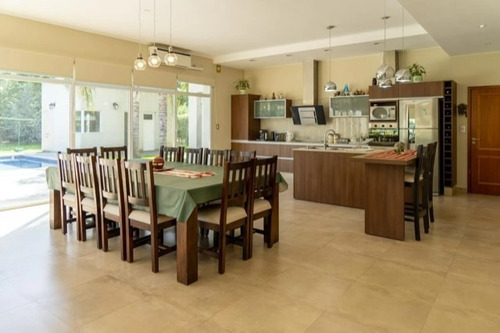 Imagen 7 de 10 de Venta Casa Quinta Junin Buenoa Aires Amplia, Comoda Y Luminosa Con Todas Las Comodidades! A 3km De La Ciudad.