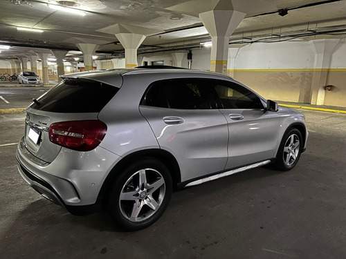 Imagen 3 de 19 de Mercedes Benz Gla 250 Amg Line