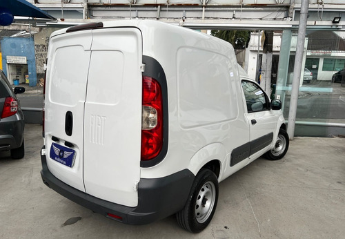 Imagem 5 de 9 de Fiat Fiorino 1.4 Flex 2017