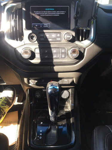 Imagen 8 de 15 de Chevrolet S10 2.8 Cd 4x4 High Country Tdci 200cv At
