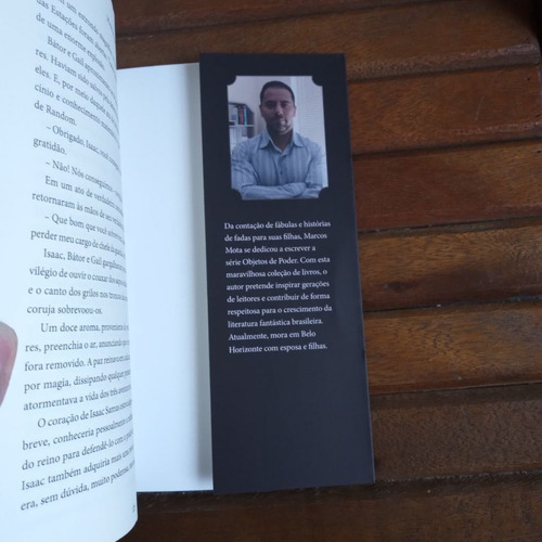 Livro Série Objetos De Poder : O Enigma Dos Dados - Marcos Mota