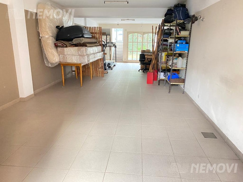 Imagen 16 de 30 de Triplex 5 Ambientes Con Jardin Parilla Terraza Y Cocheras - Liniers