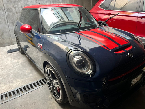 MINI John Cooper Works 2.0 Hot Chilli At