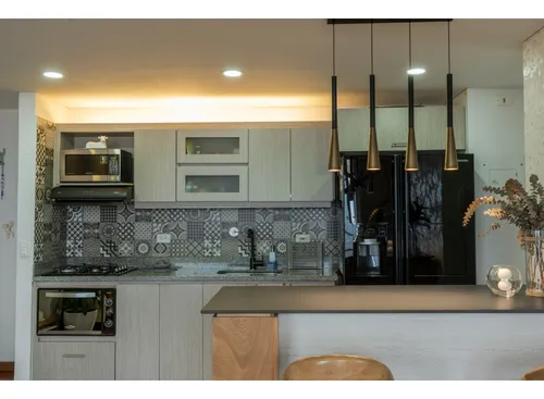 Venta De Apartamento En Envigado, Loma De Cumbres